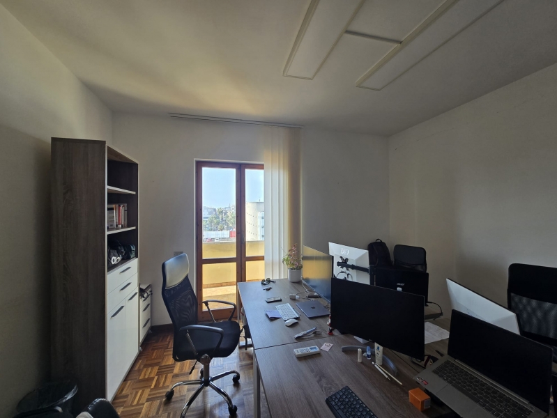 Ufficio in affitto a Lecce