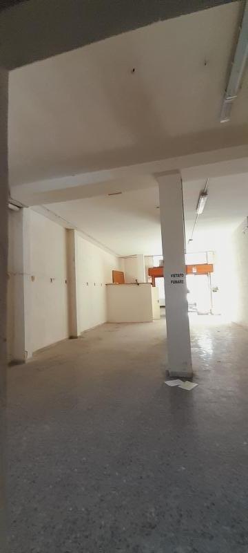Negozio in vendita a Lecce