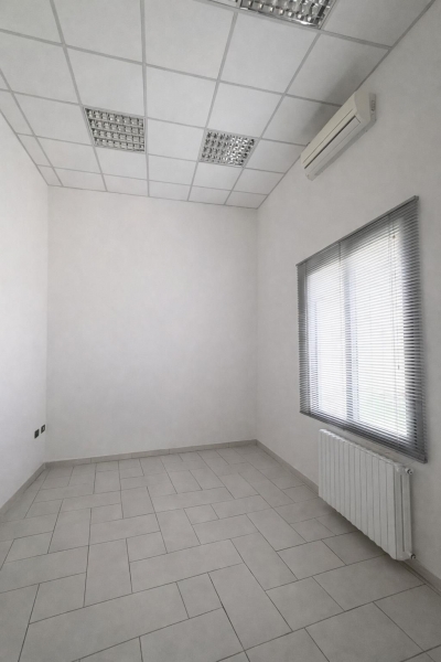 Capannone classe A4 a Lecce