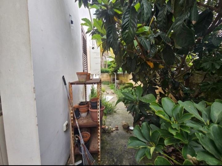 Casa indipendente con giardino a Lecce