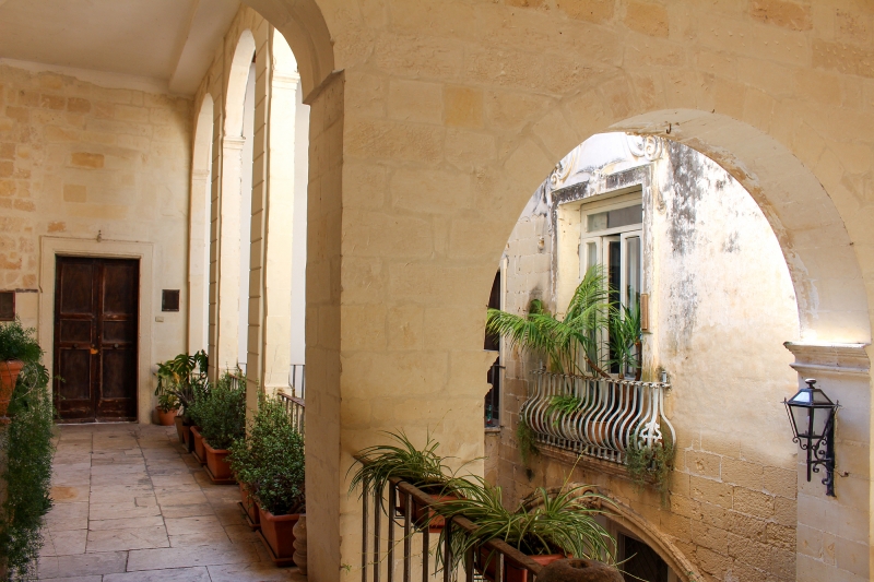 Bilocale con terrazzo a Lecce