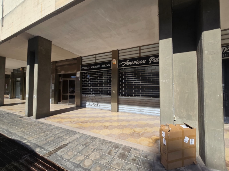 Locale commerciale classe A4 a Lecce