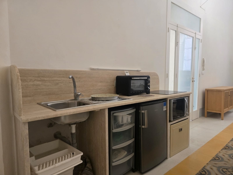 Trilocale arredato in affitto a Lecce
