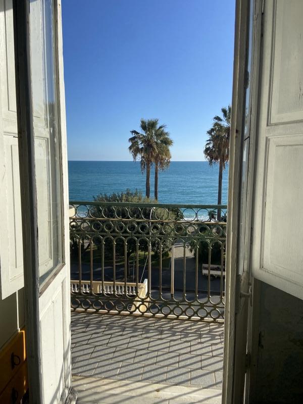 Quadrilocale con terrazzi a Varazze