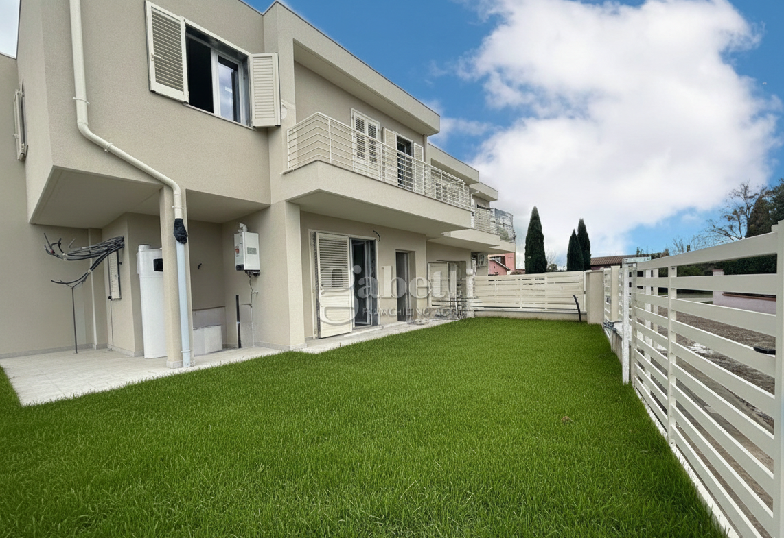 Quadrilocale con giardino a Grosseto