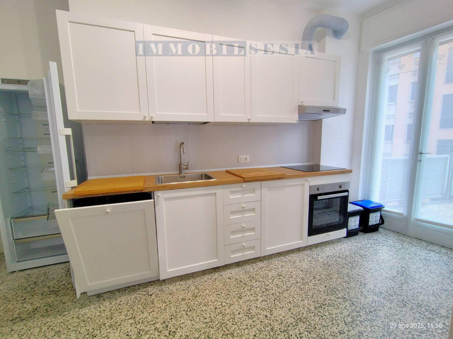 Appartamento arredato in affitto a Borgosesia