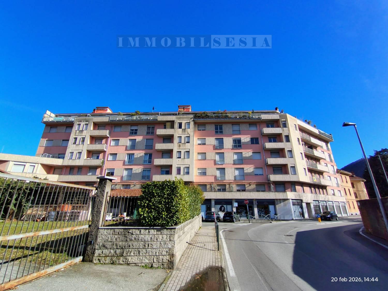 Trilocale da ristrutturare a Borgosesia