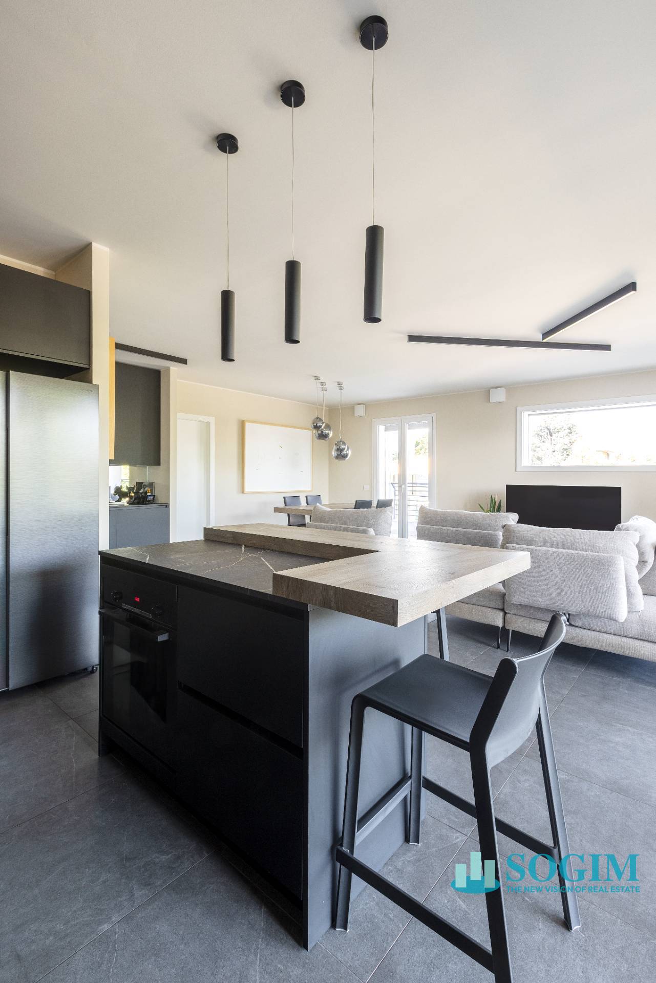 Appartamento in vendita a Biassono