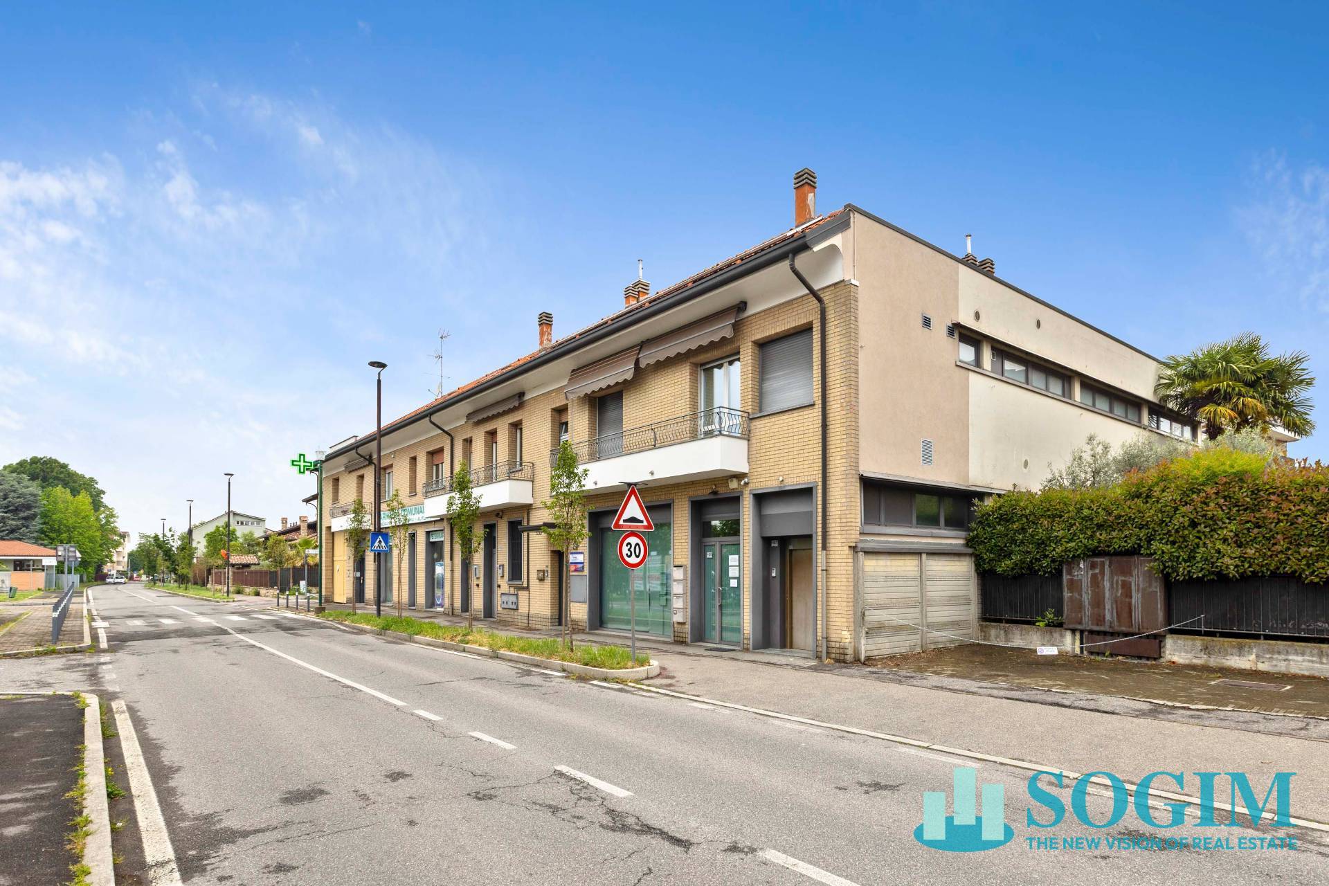 Palazzo in vendita a Bovisio-Masciago, Bovisio