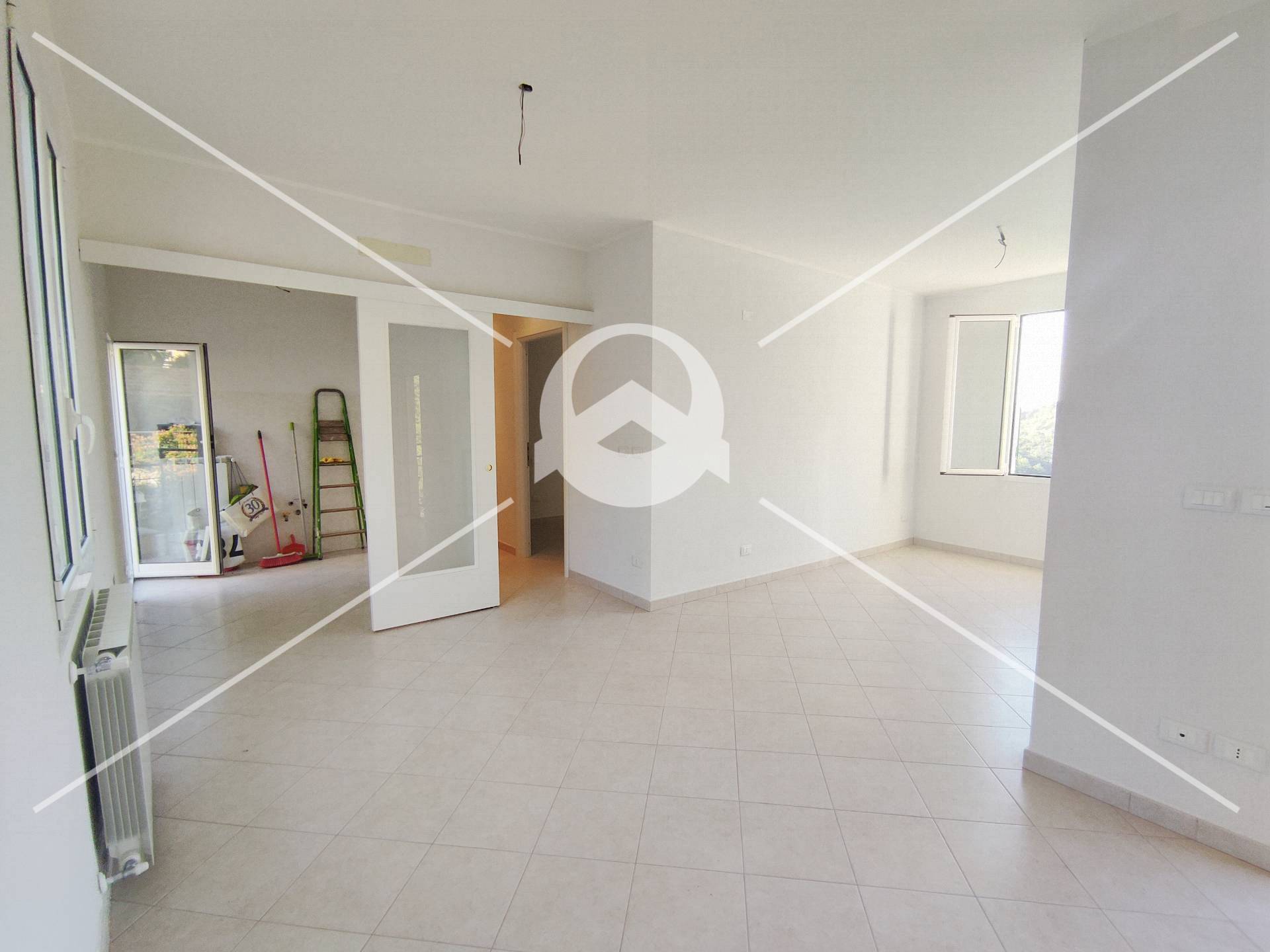 Appartamento in vendita a Pietra Ligure, Ranzi