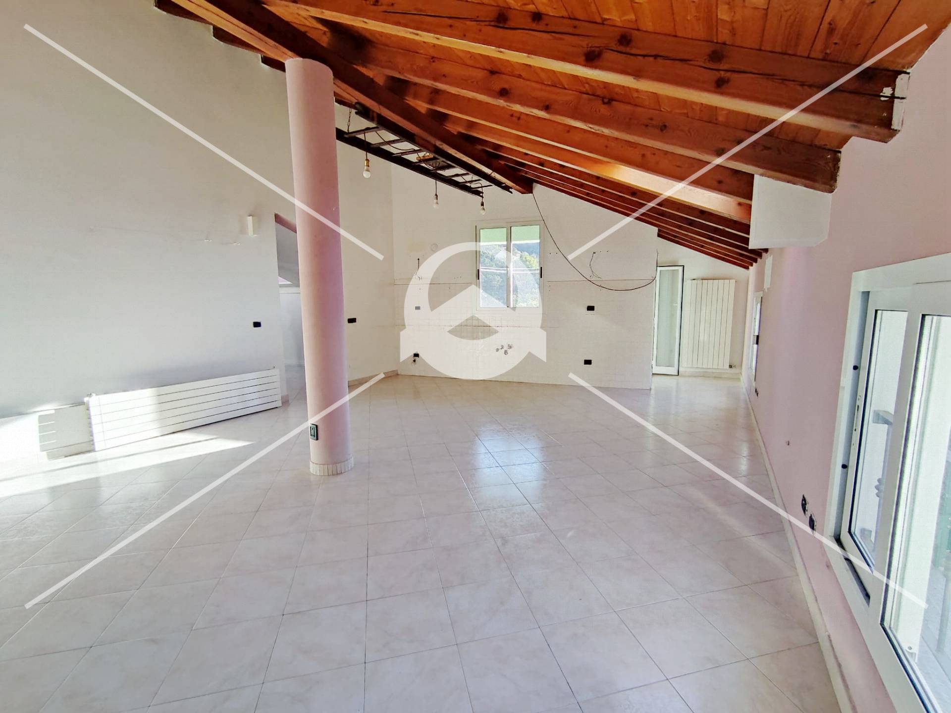 Appartamento in vendita a Loano, Verzi