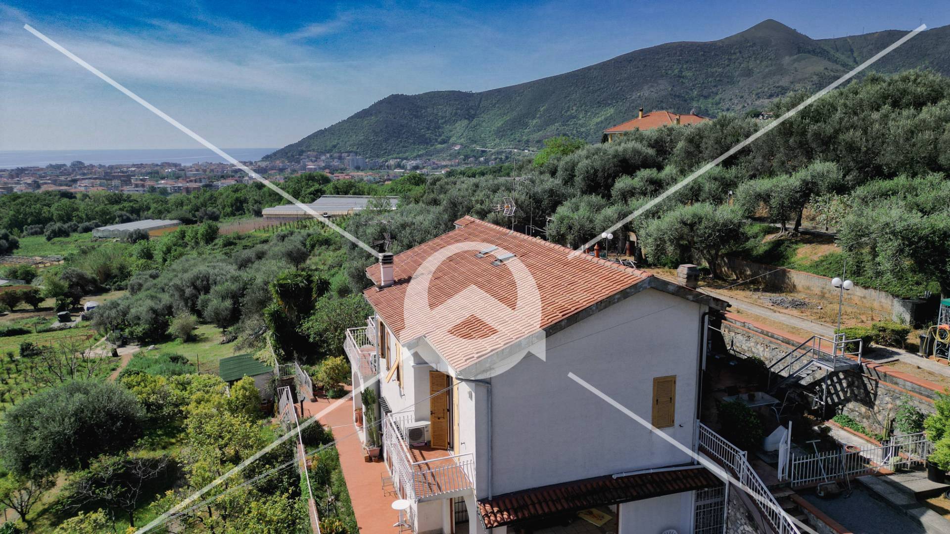 Appartamento in Villa in vendita a Borghetto Santo Spirito