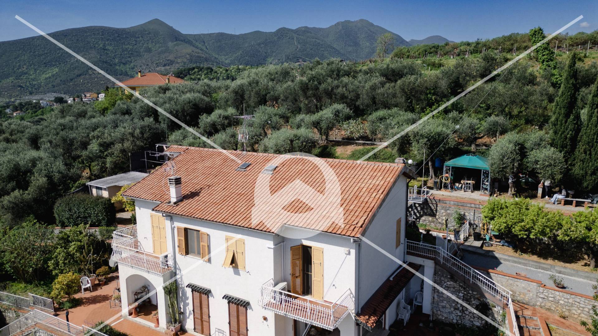 Appartamento in Villa in vendita a Borghetto Santo Spirito