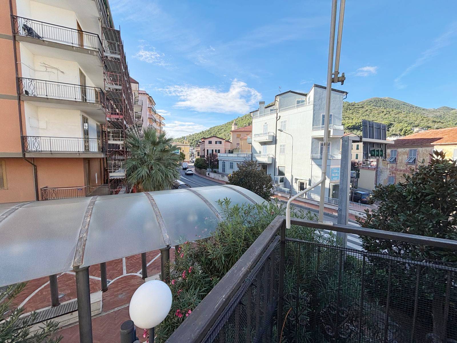 Appartamento in vendita a Borghetto Santo Spirito