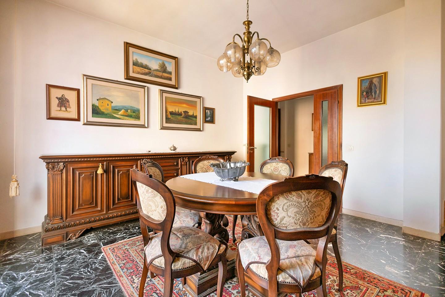 Appartamento in vendita a Cascina