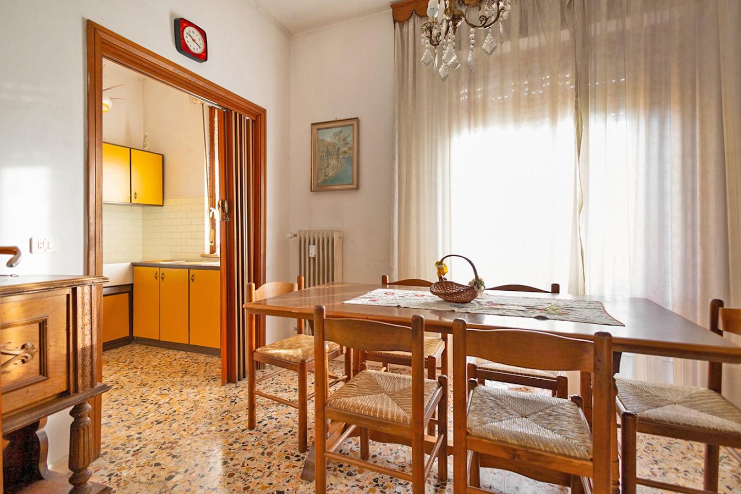 Appartamento in vendita a Cascina