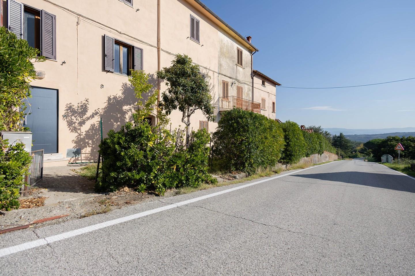 Casa indipendente con giardino, Chianni garetto