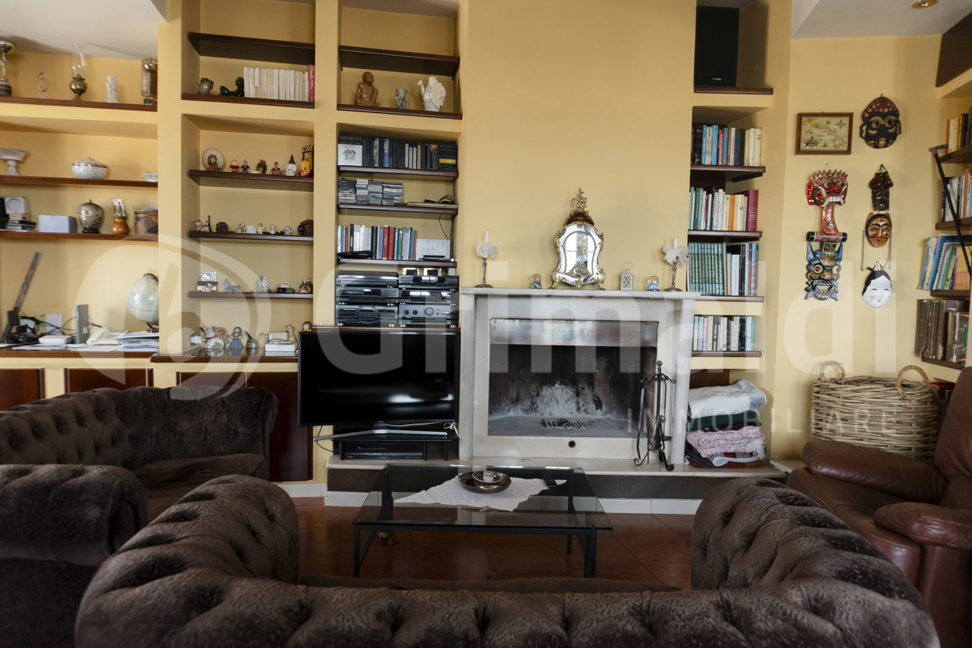 Attico con box a Trani