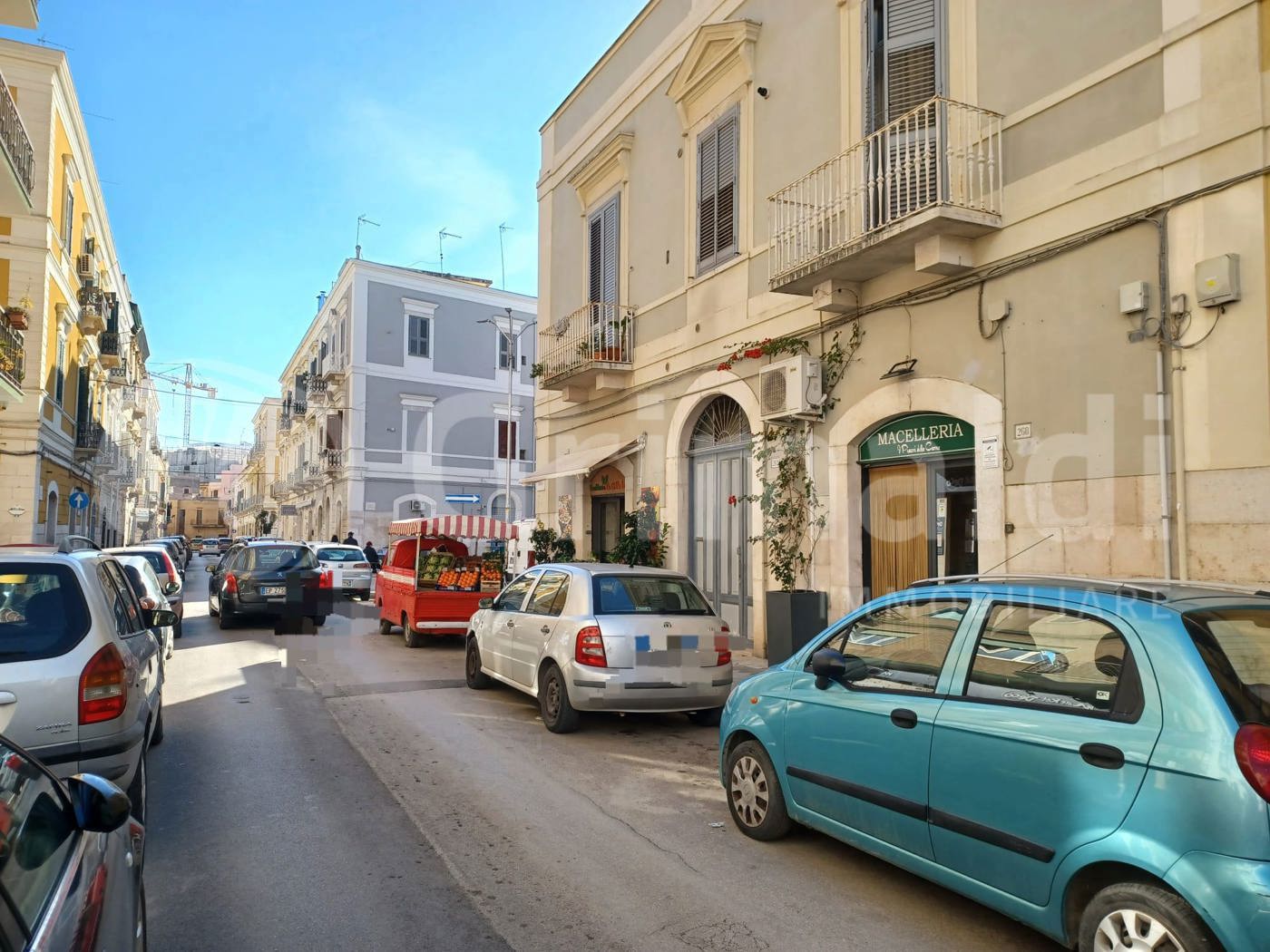 Negozio in vendita a Trani