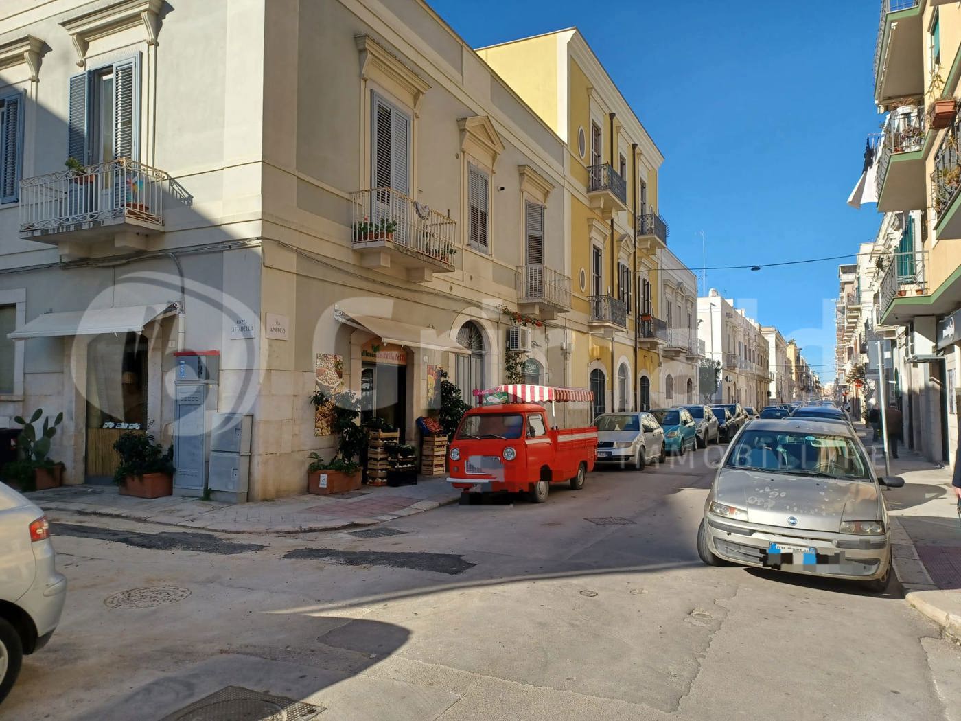 Negozio in vendita a Trani