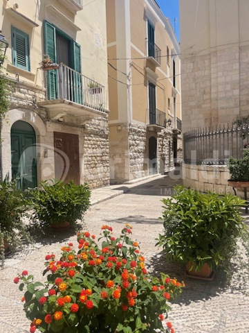 Bilocale ristrutturato a Trani