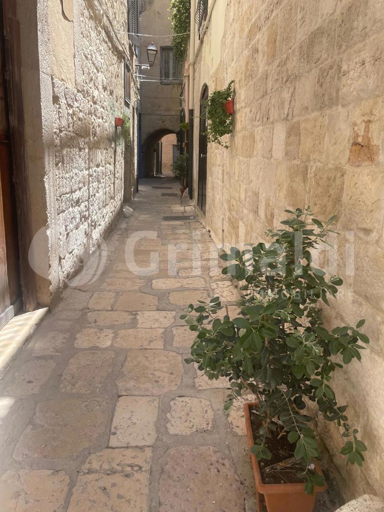 Bilocale ristrutturato a Trani