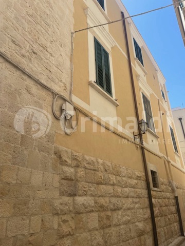 Bilocale ristrutturato a Trani