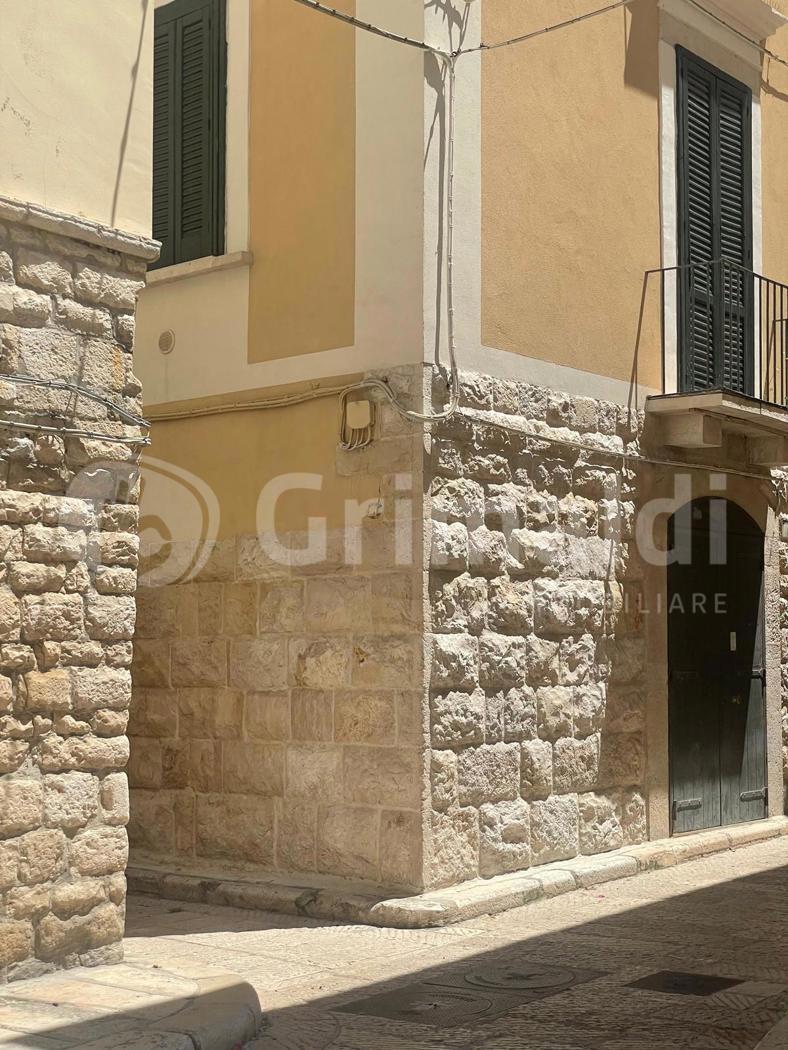 Bilocale ristrutturato a Trani