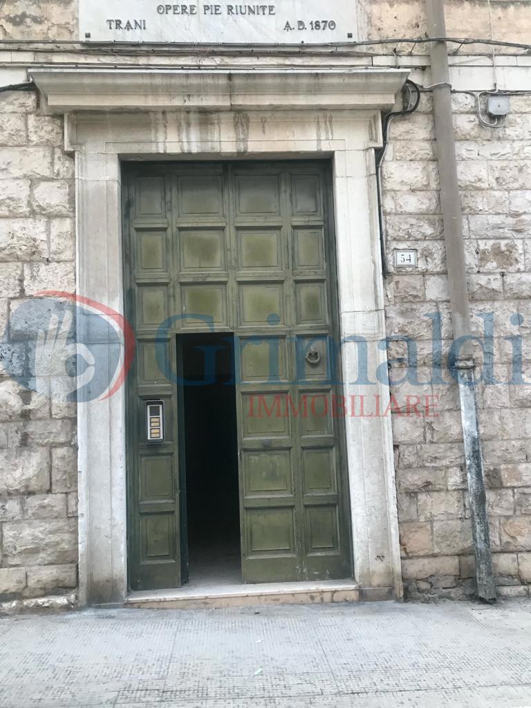 Stabile/Palazzo in vendita a Trani