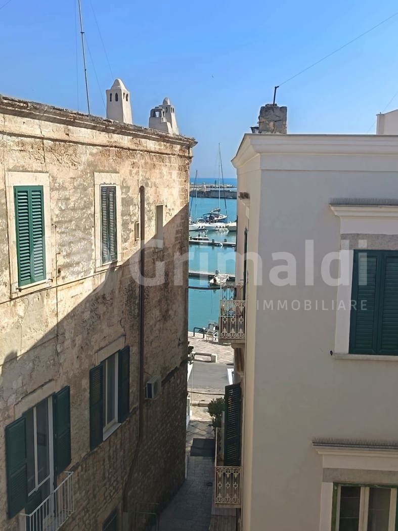 Trilocale in affitto a Trani