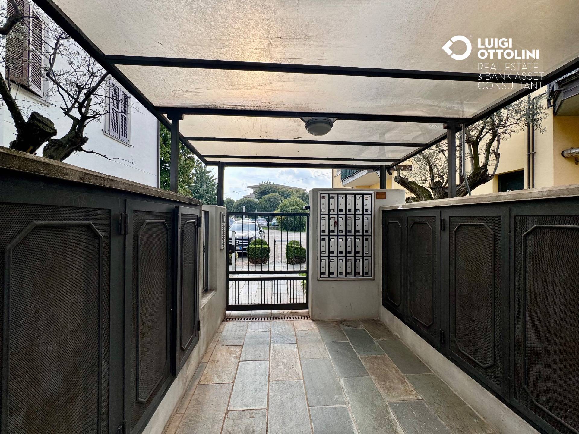 Locale commerciale in vendita a Dalmine