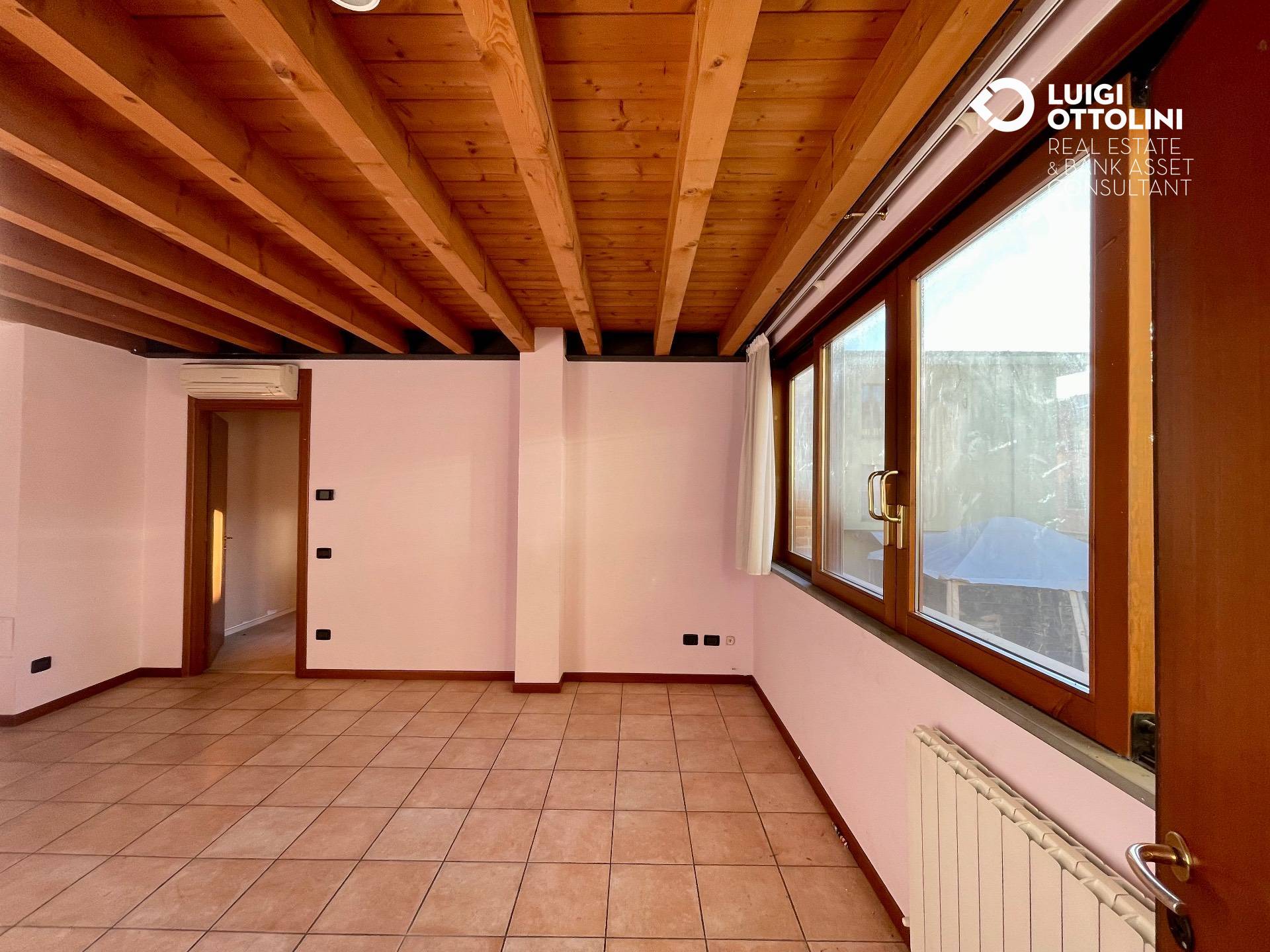 Negozio in vendita a Verdellino