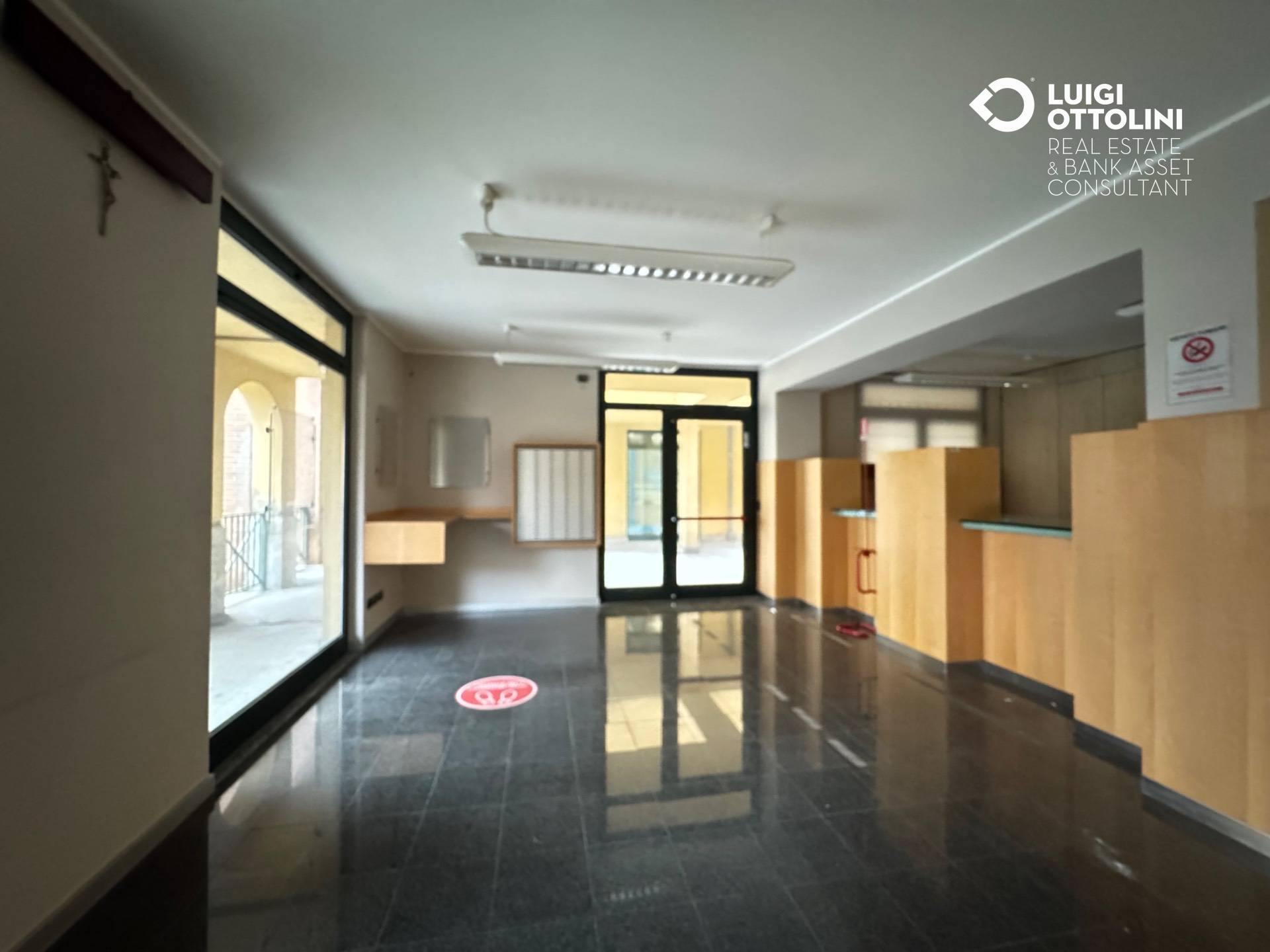 Locale commerciale in vendita a Pedrengo