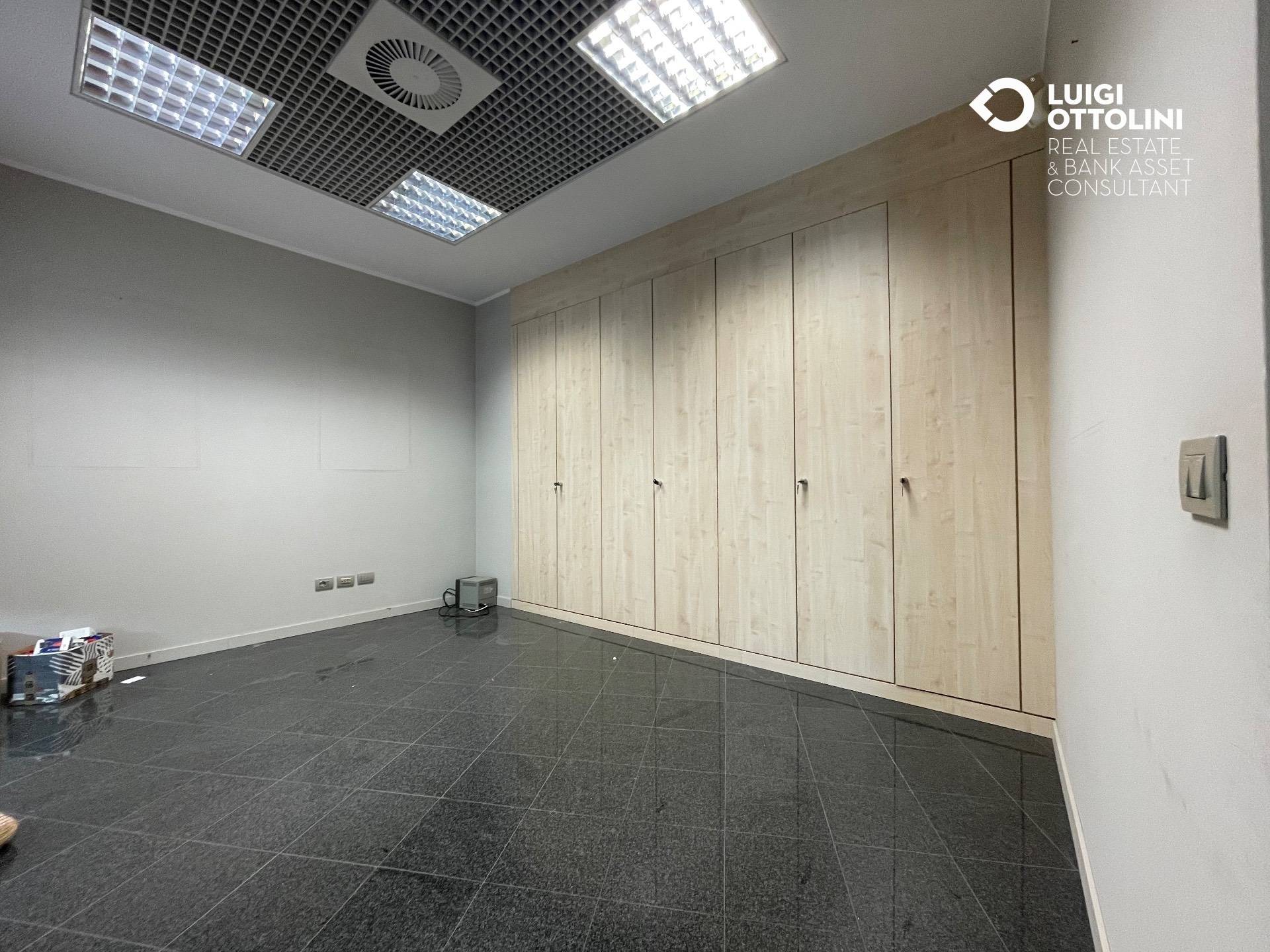 Locale commerciale in vendita a Alm