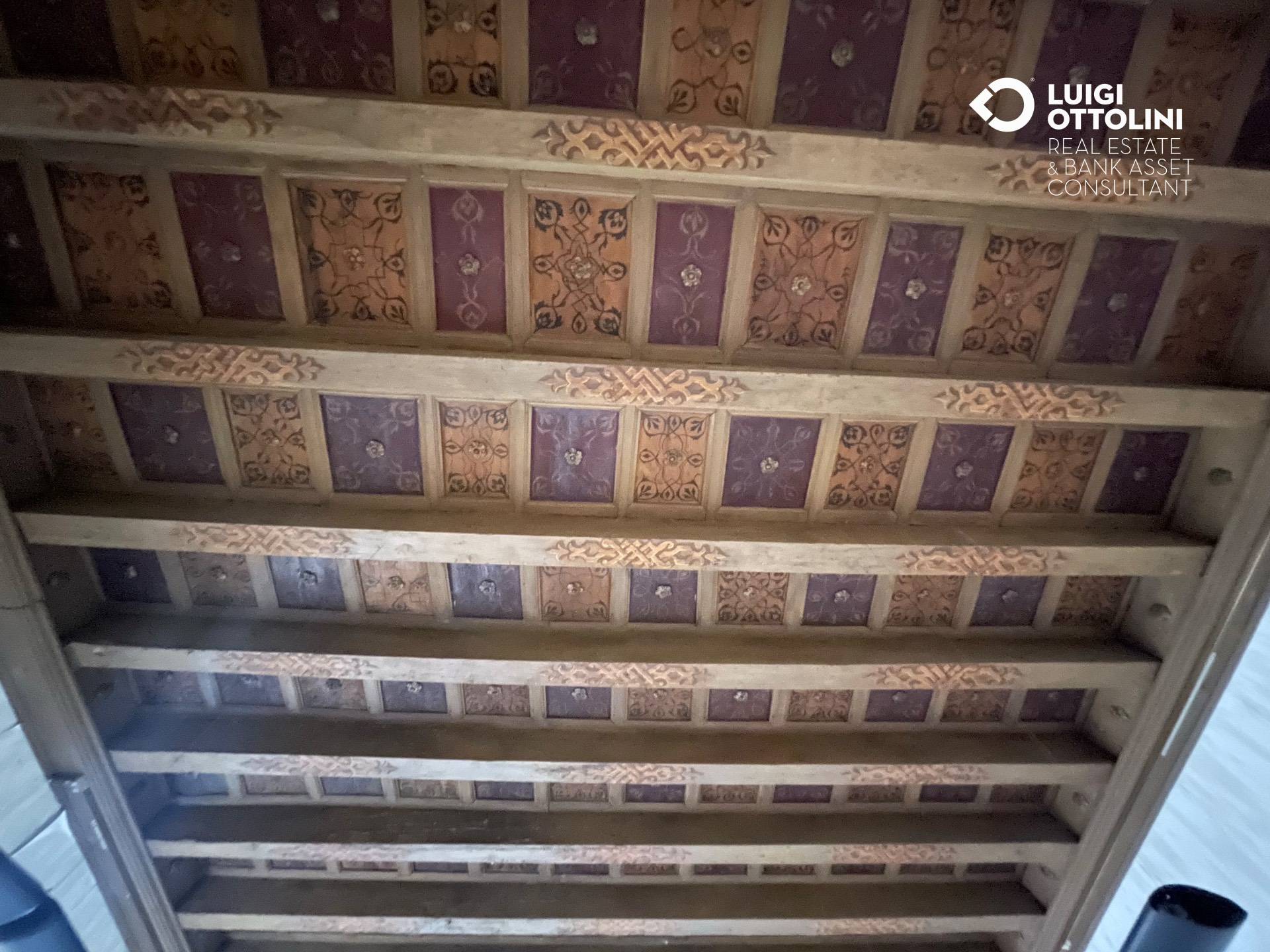 Palazzo intero in vendita a Bergamo, Centrale