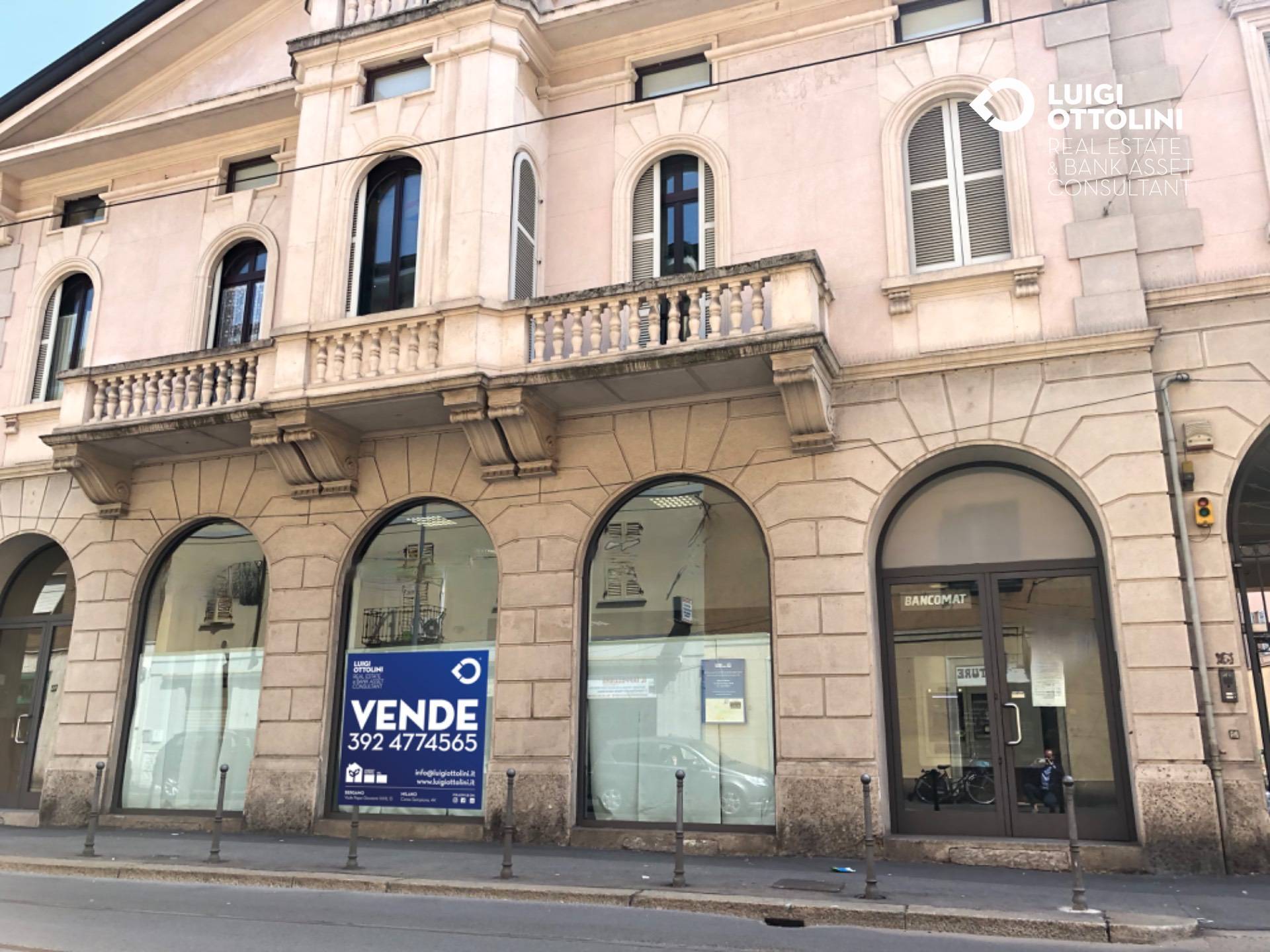 Negozio in vendita a Milano, Niguarda