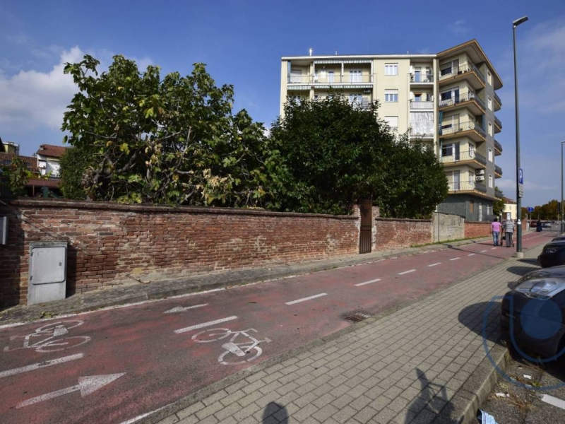 Terreno in vendita a Chieri