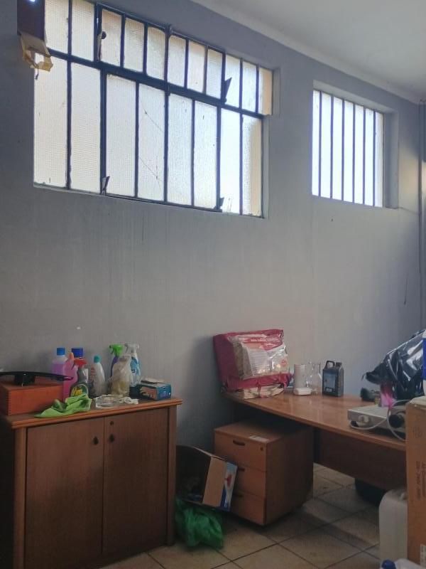 Laboratorio da ristrutturare a Torino