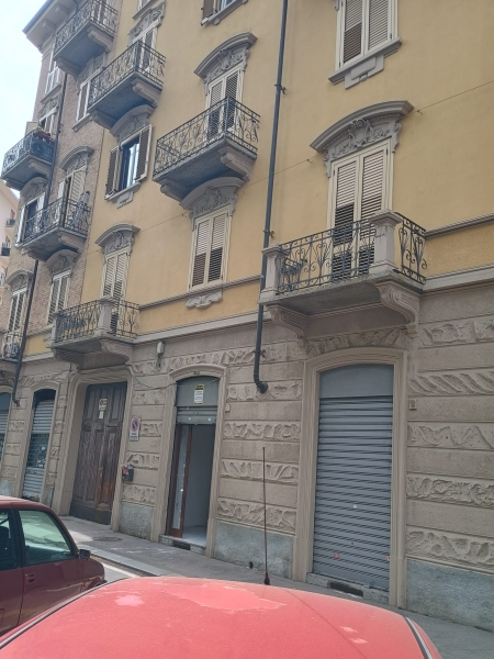 Negozio da ristrutturare a Torino