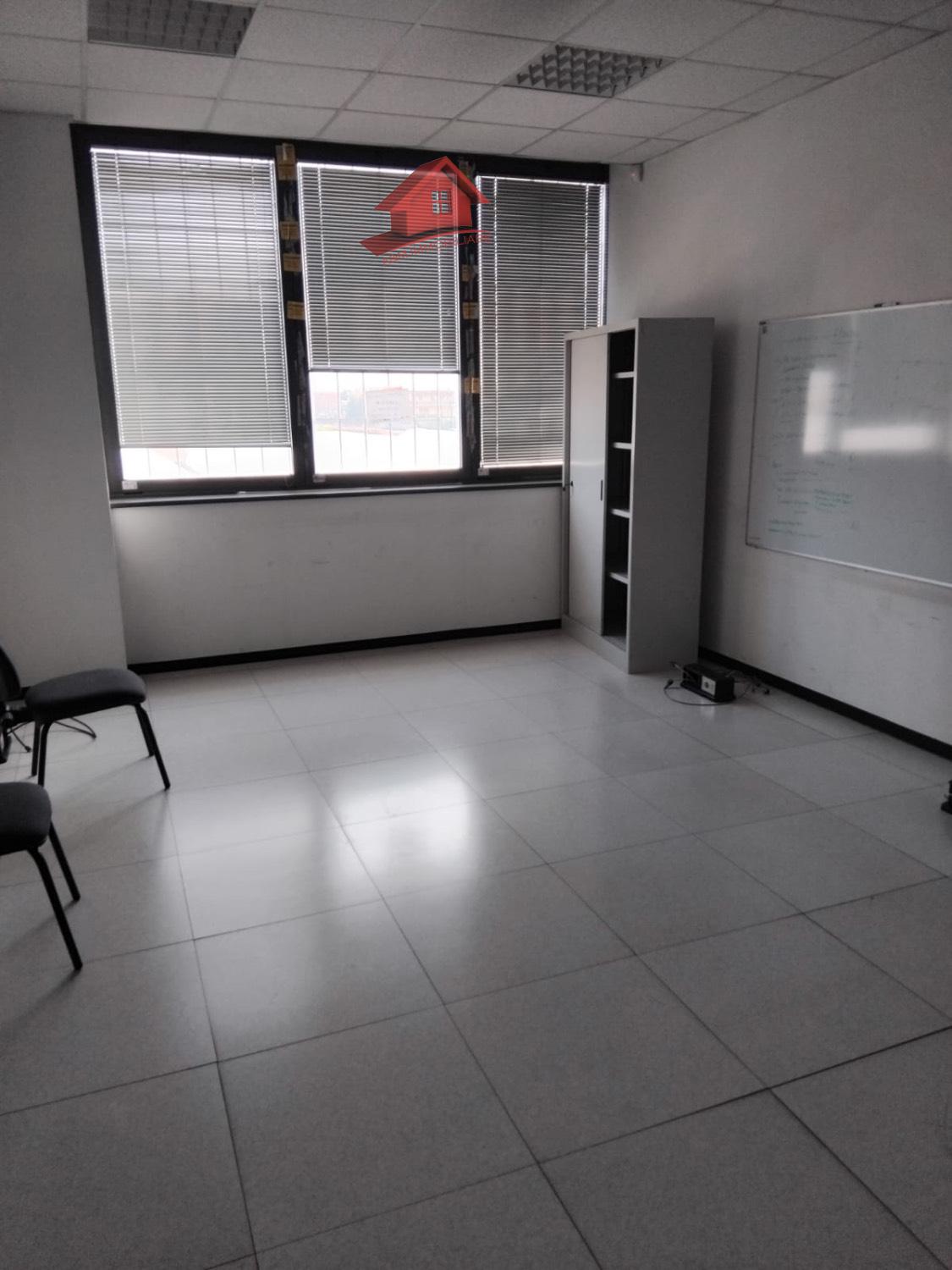 Capannone in vendita a Treviolo