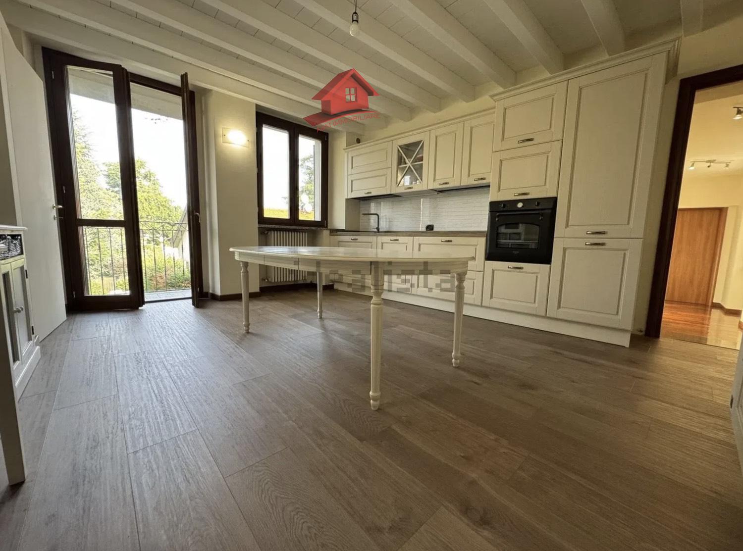 Trilocale in vendita a Lesmo