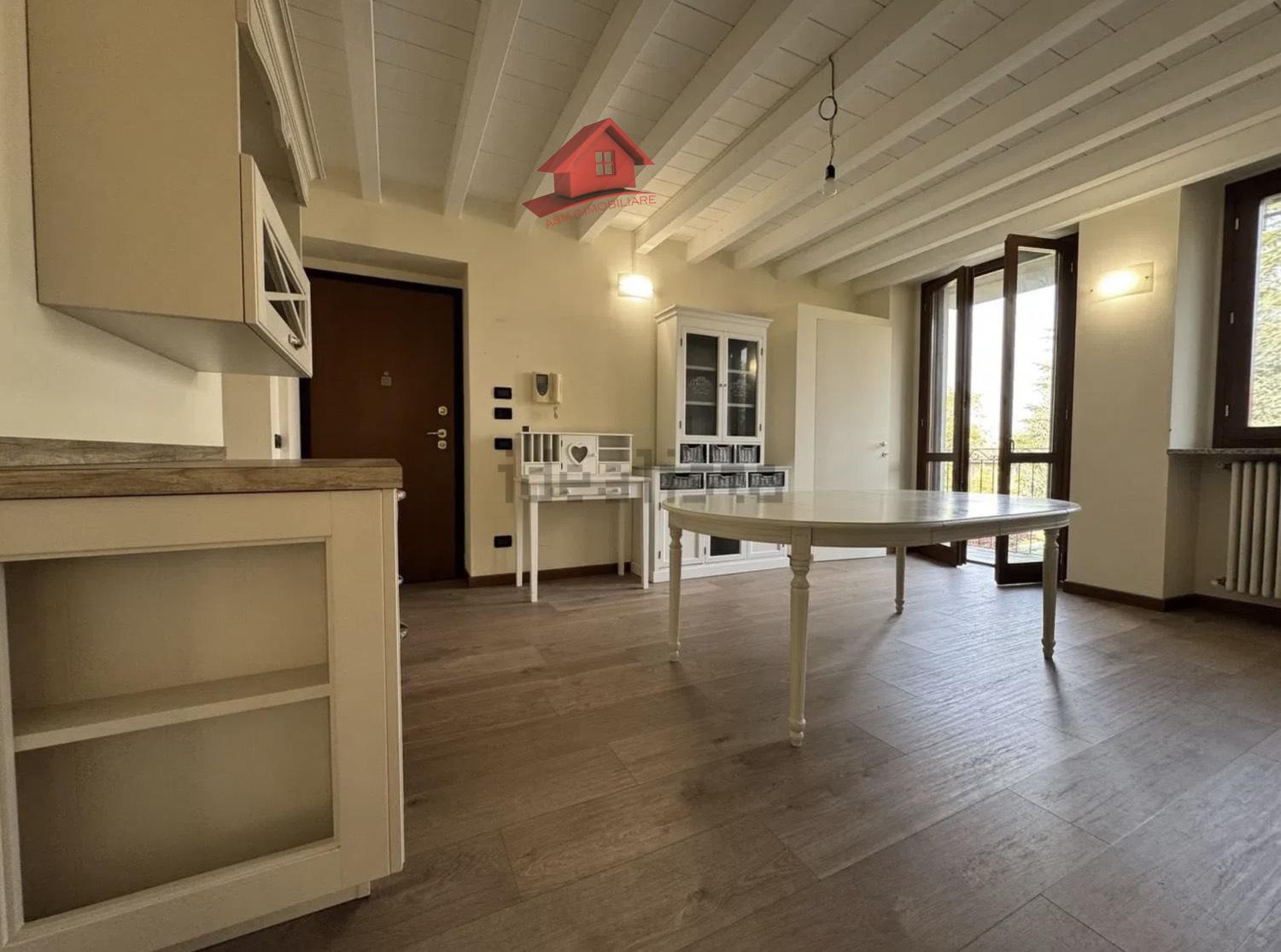 Trilocale in vendita a Lesmo