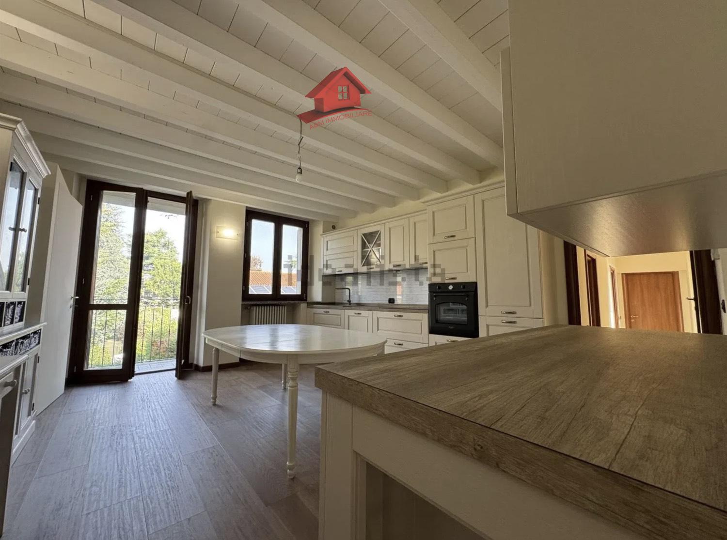 Trilocale in vendita a Lesmo