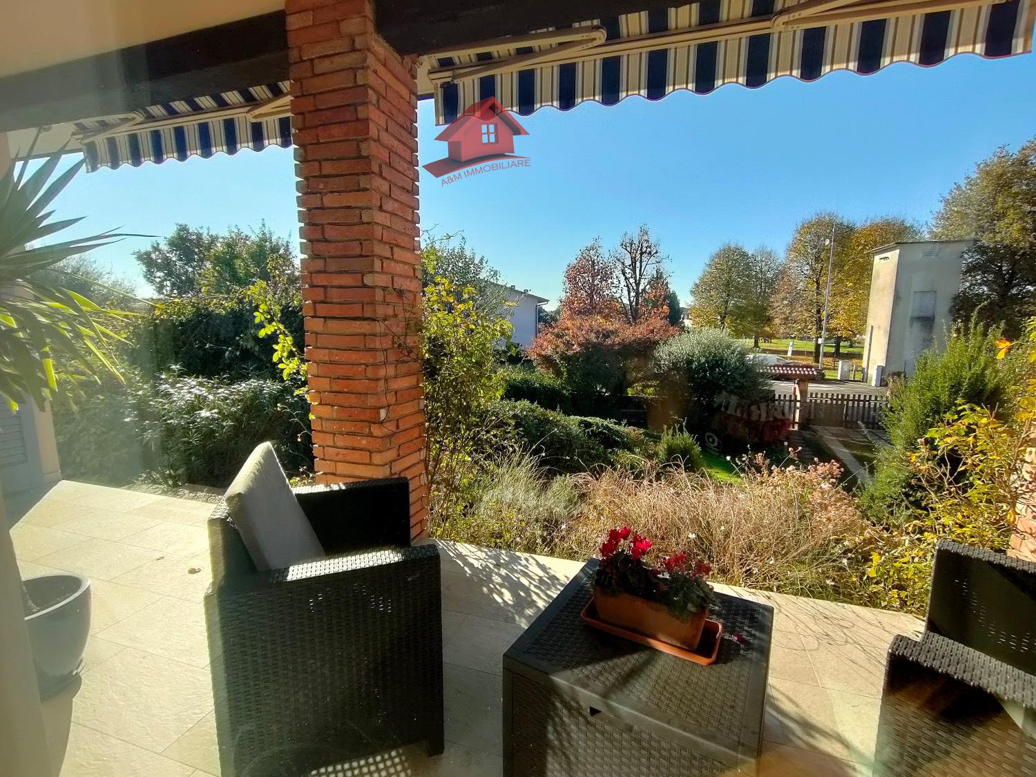 Villa con giardino a Ricengo