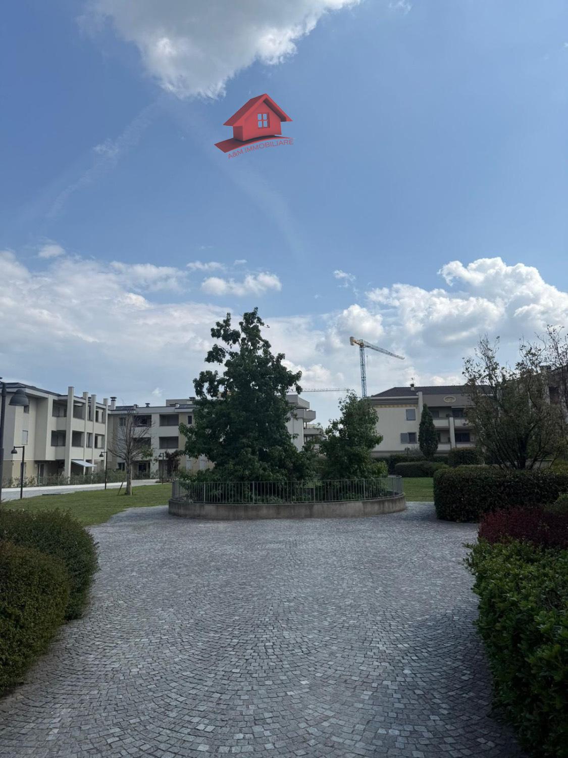 Quadrilocale con box doppio a Gessate