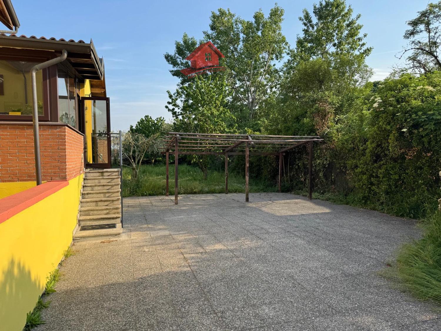 Villa in vendita a Calvenzano