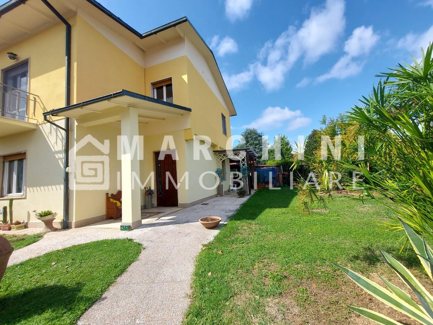Villa Bifamiliare in vendita, Lucca santissima annunziata