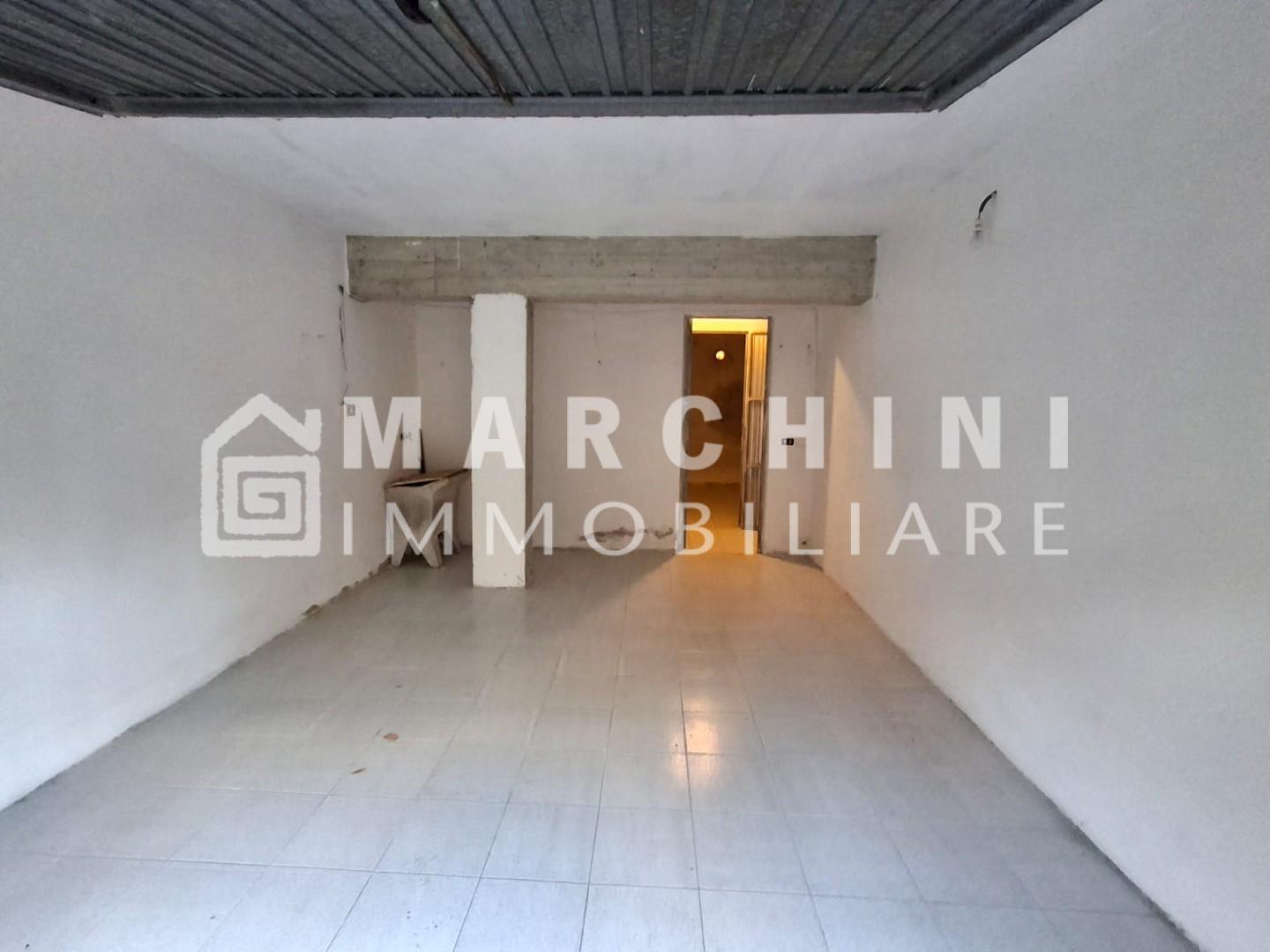 Quadrilocale con terrazzo, Montecarlo centro