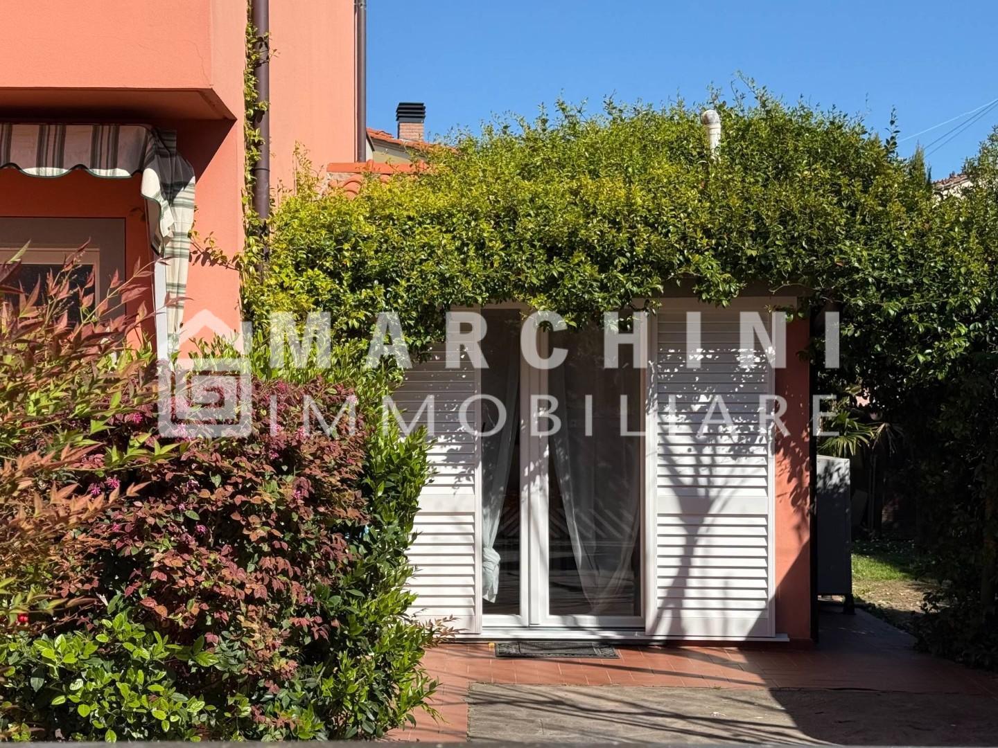 Villa con giardino, Lucca tempagnano di lunata