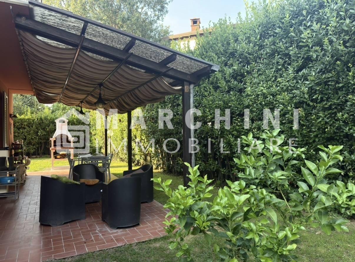 Villa con giardino, Lucca tempagnano di lunata